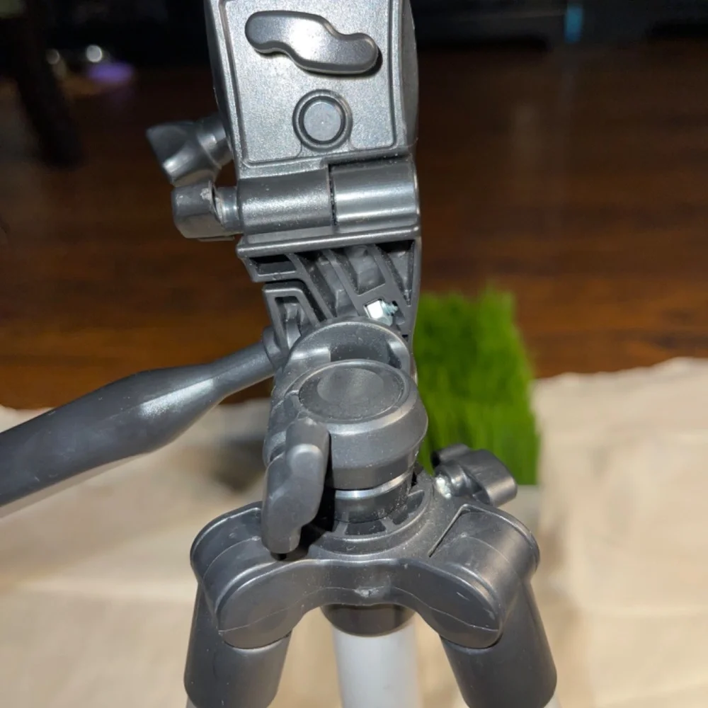 Silver TRIPOD 50- inch